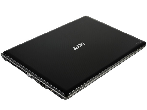 Laptop Acer Aspire 4553-4730:
Procesador AMD Turion II X2 P520 (2.3GHz),
Memoria de 3GB DDR3, Disco Duro de 320GB,
Video ATI Radeon HD 4250, 
Pantalla de 14