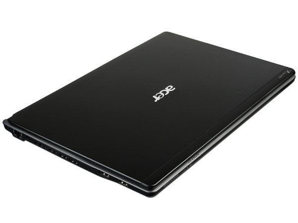 Laptop Acer Aspire TimelineX 3820T-5011:
Procesador Intel Core i3-350M (2.26 GHZ),
Memoria de 4GB DDR3, Disco Duro 320GB,
Video Intel HD Graphics,
Pantalla de 13.3