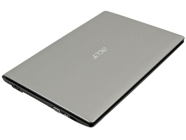 Laptop Acer Aspire 4741-5333: 
Procesador Intel Core i3 350M (2.26GHz), 
Memoria de 3GB DDR3, Disco Duro 320GB, 
Video Intel HD Graphics, DVD-SuperMulti DL, 
Pantalla de 14