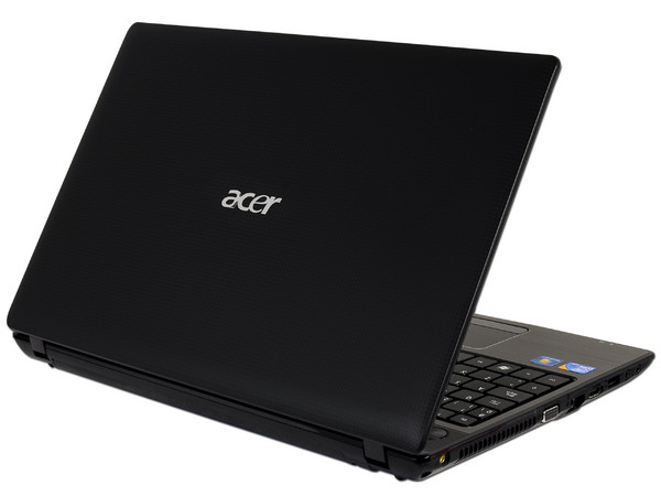 Laptop Acer Aspire 5741-5577: 
Procesador Intel Core i3-350M (2.26GHz), 
Memoria de 4GB DDR3, Disco Duro 500GB, 
Lector de Blu-ray / DVD-SuperMulti DL, 
Pantalla de 15.6