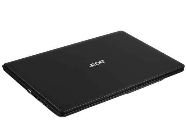 Laptop Acer Aspire 5552-7659: 
Procesador AMD Phenom II X4 N970 (2.20 GHz), 
Memoria 4GB DDR3, D.D. 640GB, 
Lector de Blu-ray/DVD-SuperMulti DL, 
Video ATI Radeon HD 4250,
Pantalla de 15.6