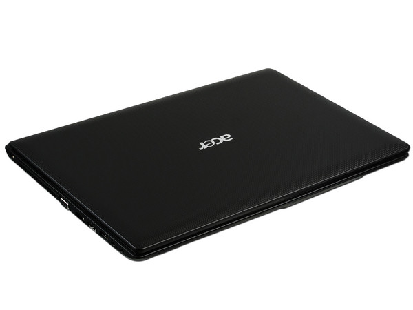 Laptop Acer Aspire 5336-2007:
Procesador Intel Celeron T3500 (2.1GHz),
Memoria de 2GB DDR3, Disco Duro de 250GB,
Pantalla HD LCD de 15.6
