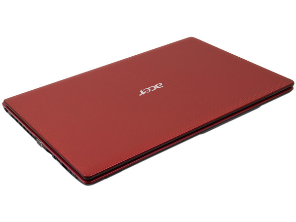 Laptop Acer Aspire 5742-6848: 
Procesador Intel Core i5-480M (2.67GHz), 
Memoria de 4GB DDR3, Disco Duro 500GB, 
Video Intel HD Graphics, Pantalla de 15.6