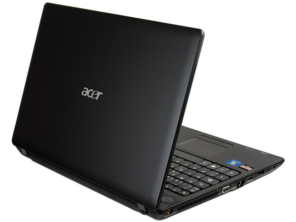 Laptop Acer Aspire 5253-0681:
Procesador AMD E-300 (1.3 GHz),
Memoria de 3GB DDR3, Disco Duro de 500GB,
Pantalla HD LED de 15.6