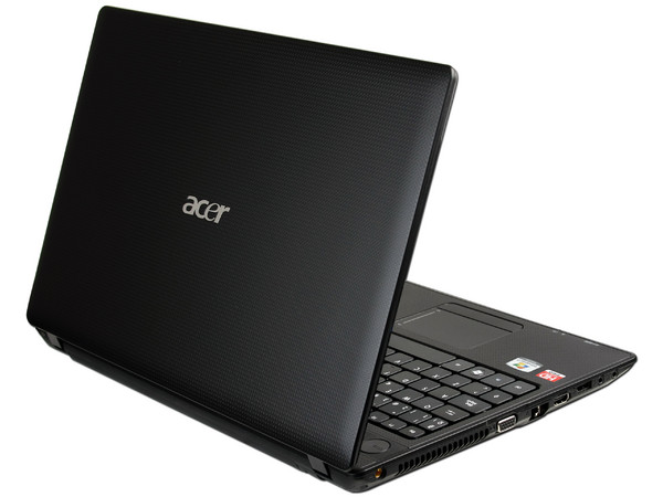 Laptop Acer Aspire 5253-BZ472:
Procesador AMD Dual-Core C-50 (1.0GHz),
Memoria de 2GB DDR3, Disco Duro de 320GB,
Pantalla HD LED de 15.6