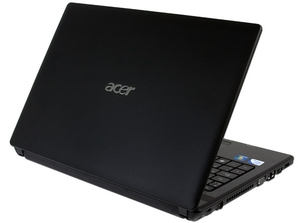 Laptop Acer Aspire AS4333-2602:
Procesador Intel Celeron M925 (2.3GHz),
Memoria de 3GB DDR3, Disco Duro de 500GB,
Pantalla HD LED de 14