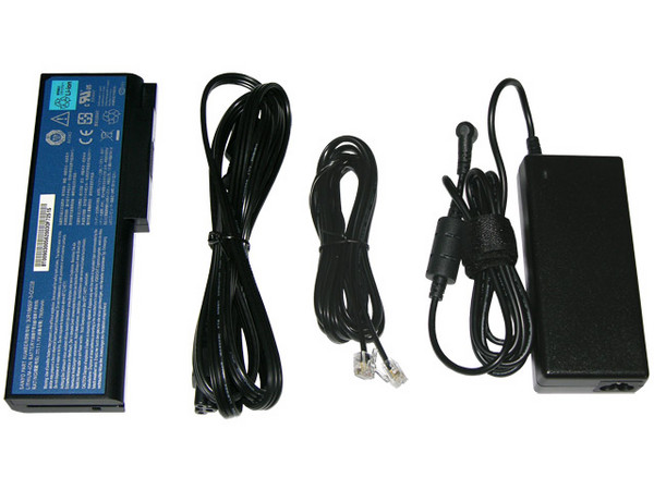 Portátil Acer TravelMate 8202 WL:
Procesador Intel Core Duo T2300(1.66Ghz)
Memoria de 1GB DDRII, Disco Duro de 100GB
Pantalla TFT de 15.4