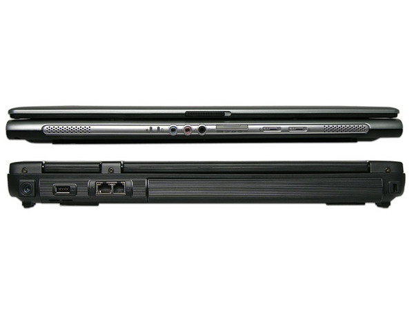 Portátil Acer TravelMate 4220:
Procesador Intel Core Solo T1350(1.83Ghz),
Memoria de 512MB DDRII, Disco Duro de 100GB,
Pantalla TFT de 15.4
