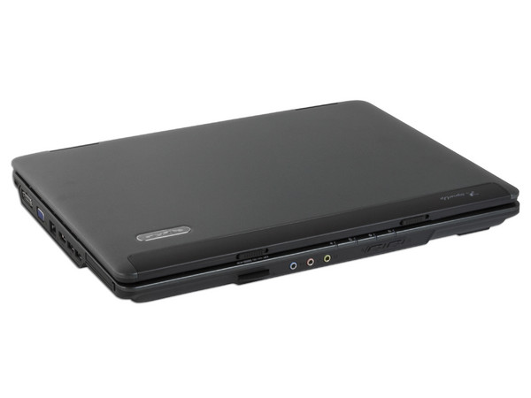 Portátil Acer TravelMate 5730-6685:
Procesador  Intel Core 2 Duo T6570, (2.1GHz),
Memoria de 3GB DDR II, Disco Duro de 320GB,
Pantalla de 15.4