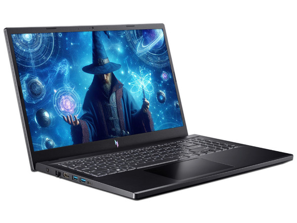 Laptop Gamer Acer Nitro V15:
Procesador Intel Core i5 13420H (Hasta 4.6 GHz),
Memoria de 16GB DDR5,
SSD de 512GB,
Pantalla de 15.6