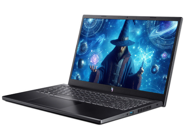 Laptop Gamer Acer Nitro V15:
Procesador Intel Core i5 13420H (Hasta 4.6 GHz),
Memoria de 16GB DDR5,
SSD de 512GB,
Pantalla de 15.6