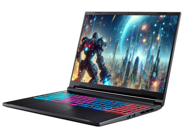 Laptop Acer Nitro V 16S AI:
Procesador AMD Ryzen 7 260 (hasta 5.1 GHz),
Memoria de 32GB DDR5,
SSD de 1TB,
Pantalla de 16