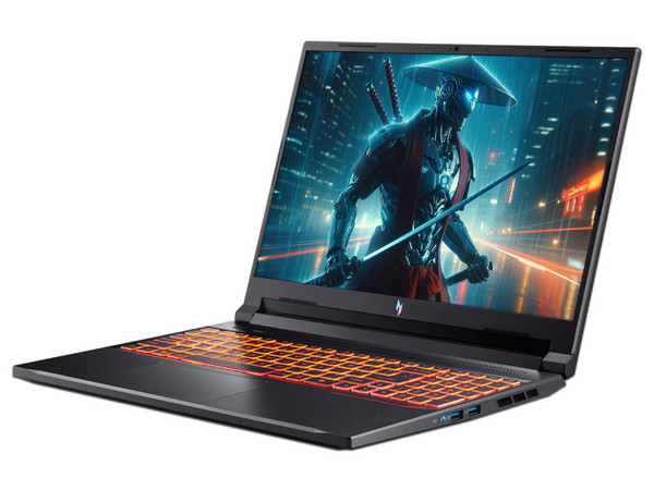 Laptop Gamer Acer Nitro V: 
Procesador Intel Core 7 240H (hasta 5.2 GHz), 
Memoria de 32GB DDR5, 
SSD de 512GB, 
Pantalla de 16