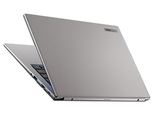 Laptop Acer Travelmate x2: 
Procesador Intel Core 7 150U (hasta 5.4 GHz), 
Memoria de 16GB DDR4, 
SSD de 512GB, 
Pantalla de 14
