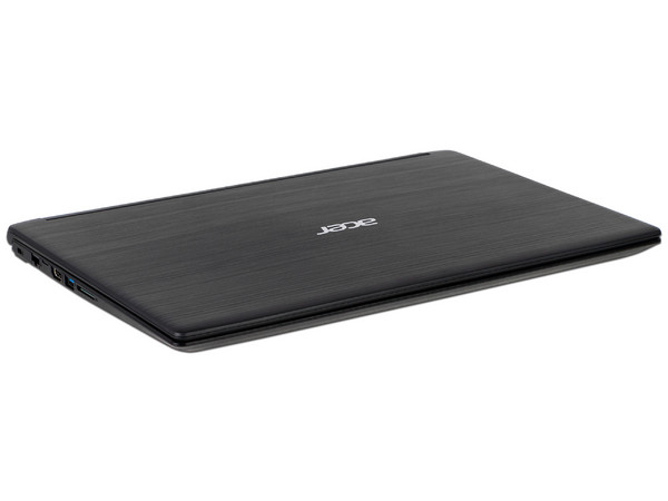 Laptop Acer Aspire 3 A315-53-38K4:
Procesador Intel Core i3 8130U (hasta 3.4 GHz),
Memoria de 6GB DDR4,
Disco Duro de 1TB,
Pantalla de 15.6