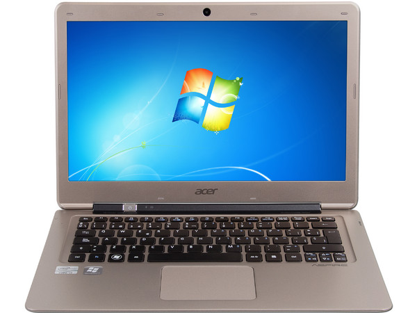 Ultrabook Acer Aspire S3-391-6411:
Procesador Intel Core i3-2377M (1.50GHz),
Memoria de 4GB DDR3, D.D. de 320GB, 20GB SSD,
Pantalla LED de 13.3