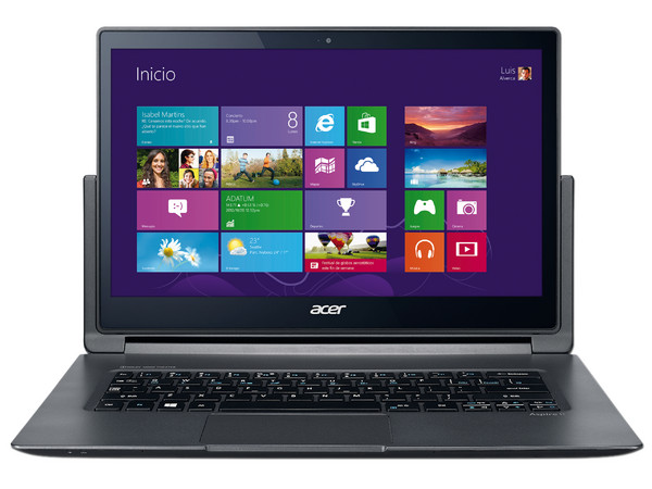 Laptop Acer Aspire R7-371T-50XQ:
Procesador Intel Core i5 4210U (hasta 2.7 GHz),
Memoria de 4GB LPDDR3,
SSD de 128GB,
Pantalla de 13.3