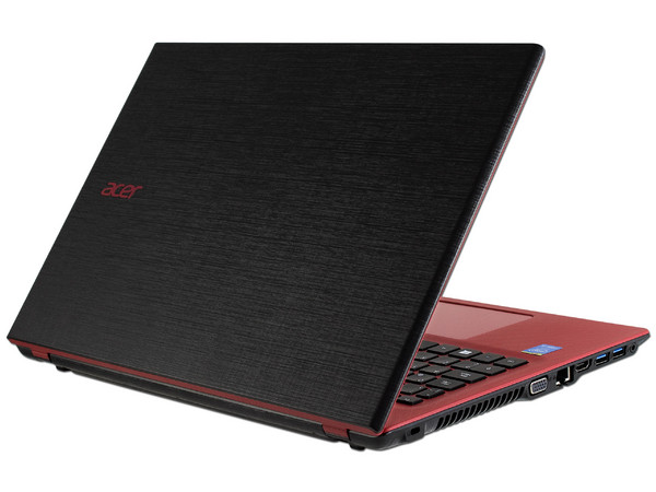 Laptop Acer Aspire E5-573-50CJ:
Procesador Intel Core i5 5200U (hasta 2.7 GHz),
Memoria de 8GB DDR3L,
Disco Duro de 1TB,
Pantalla de 15.6