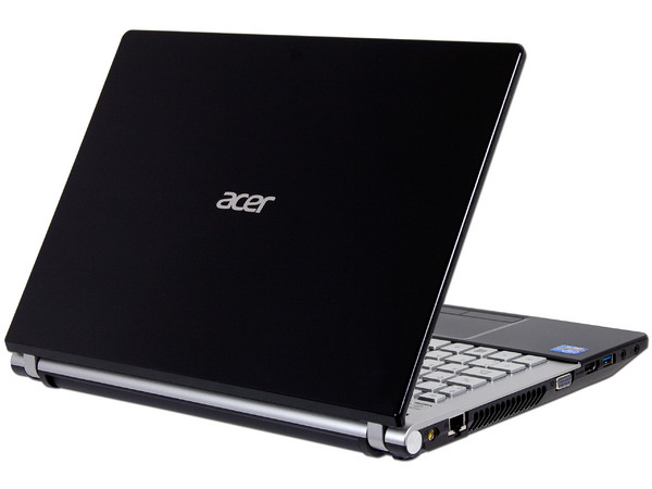 Laptop Acer Aspire V3-471-6885: 
Procesador Intel Core i5-3210M (2.5 GHz) 3ra Generación,
Memoria de 6 GB DDR3, Disco Duro 1 TB, 
Pantalla HD LED de 14