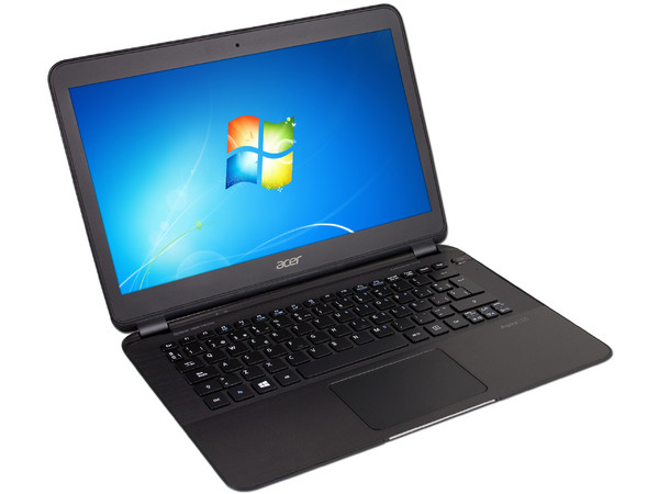 Ultrabook Acer Aspire S5-391-6454:
Procesador Intel Core i5-3317UM (1.70 GHz) 3ra Generación,
Memoria de 4GB DDR3, SSD de 128GB,
Pantalla LED de 13.3