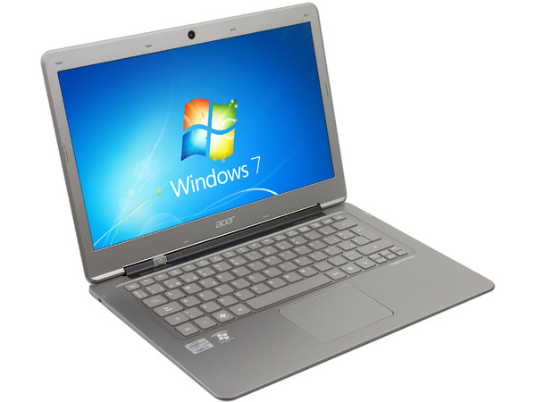 Ultrabook Acer Aspire S3-951-6665:
Procesador Intel Core i5-2467M (1.60GHz),
Memoria de 4GB DDR3, D.D. de 320GB, 20GB SSD,
Pantalla LED de 13.3