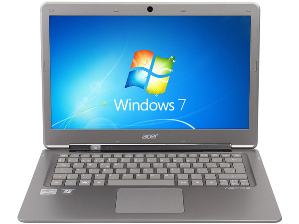 Ultrabook Acer Aspire S3-951-6665:
Procesador Intel Core i5-2467M (1.60GHz),
Memoria de 4GB DDR3, D.D. de 320GB, 20GB SSD,
Pantalla LED de 13.3