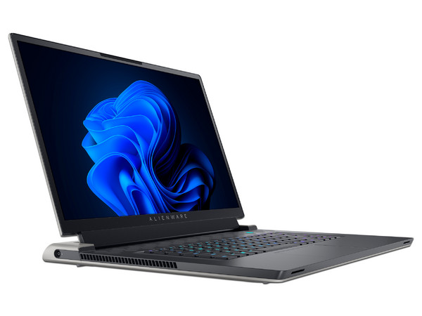 Laptop Alienware  X17 R2:
Video GeForce RTX 3060,
Procesador Intel Core i7 12700H (hasta 4.70 GHz),
Memoria de 16GB DDR5,
SSD de 512GB,
Pantalla de 17.3