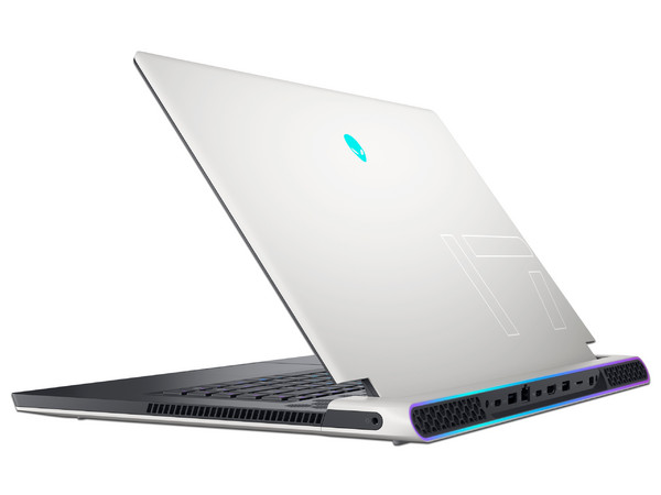 Laptop Alienware  X17 R2:
Video GeForce RTX 3060,
Procesador Intel Core i7 12700H (hasta 4.70 GHz),
Memoria de 16GB DDR5,
SSD de 512GB,
Pantalla de 17.3