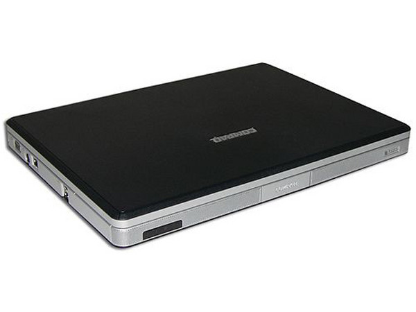 Portátil Compaq Presario C318LA,
Procesador Intel Core Solo T1350 (1.86 GHz),
Memoria de 512 MB DDRII, Pantalla TFT/WXGA de 15.4