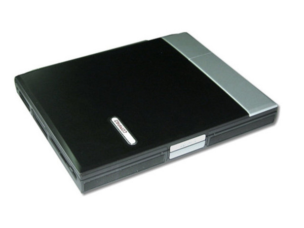 Portátil Compaq EVO N1015V,
Procesador AMD Athlon XP de 1700+,
Memoria de 128 MB DDR, Pantalla de 14.1