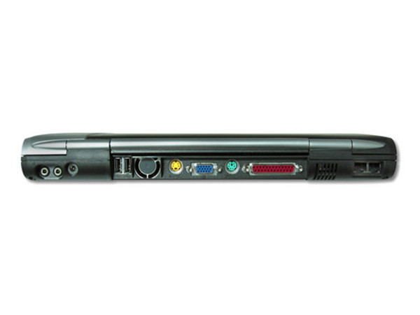 Portátil Compaq EVO N1015V,
Procesador AMD Athlon XP de 1700+,
Memoria de 128 MB DDR, Pantalla de 14.1