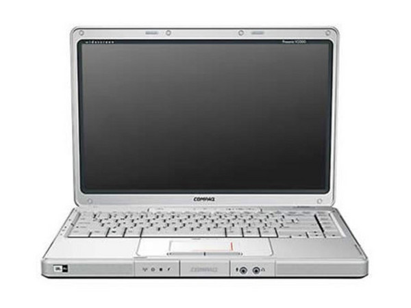 Portátil Compaq Presario V2010LA,
Procesador Intel Celeron M340 (1.50 GHz, 512K, 400 MHz),
Memoria de 256 MB DDR, Pantalla 14