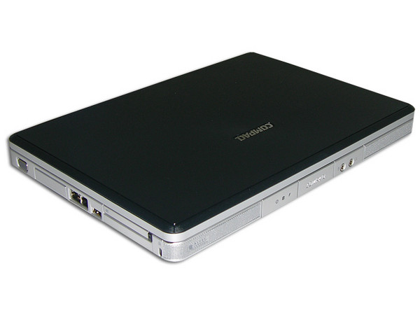 Portátil Compaq Presario V2615LA,
Procesador AMD Mobile Sempron 3000+ (1.8 GHz),
Memoria de 256MB DDR, Pantalla de 14