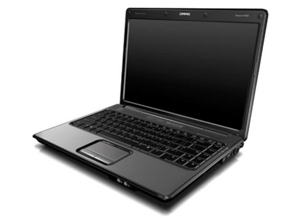 Portátil Compaq Presario V3017LA,
Procesador AMD Mobile Sempron 3200+ (1.6 GHz),
Memoria de 512MB DDRII, Pantalla 14.1
