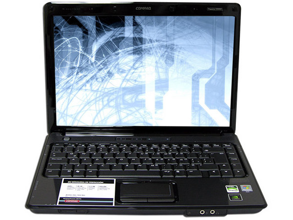 Portátil Compaq Presario V3217LA,
Procesador Mobile AMD Sempron 3400+ (1.8 GHz),
Memoria 512 MB DDRII, Pantalla TFT/WXGA de 14.1