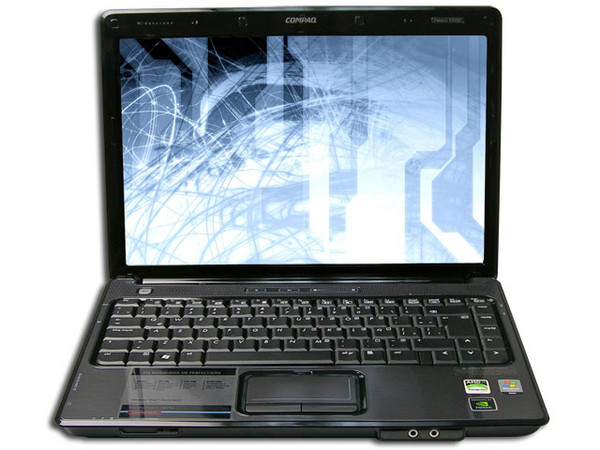 Portátil Compaq Presario V3317LA,
Procesador Mobile AMD Sempron 3500+ (1.8 GHz),
Memoria 512 MB DDRII, Pantalla 14.1