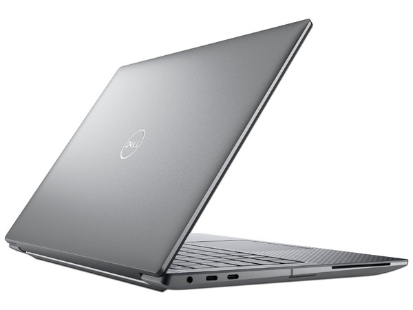 Workstation DELL Precision 5490: 
Procesador Intel Core Ultra 5 135H (hasta 4.6 GHz), 
Memoria de 16GB DDR5, 
SSD de 512GB, 
Pantalla de 14