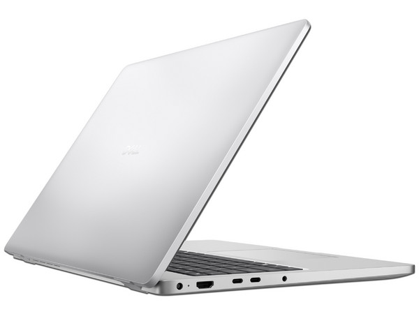 Laptop DELL Pro 16:
Procesador AMD Ryzen 7 AI 350 (hasta 5.0 GHz),
Memoria de 32GB DDR5,
SSD de 1TB,
Pantalla de 16