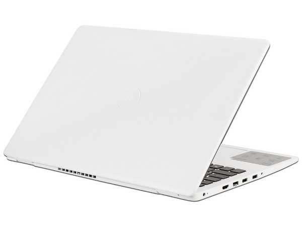 Laptop DELL Inspiron 15 3000:
Procesador AMD Ryzen 3 3250U (hasta 3.50 GHz),
Memoria de 8GB DDR4,
SSD de 256GB,
Pantalla de 15.6