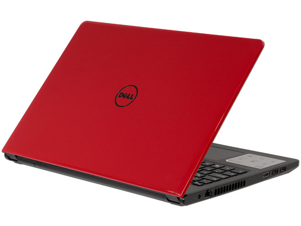 Laptop DELL Inspiron 15-3567:
Procesador Intel Core i3 6006U (hasta 2.0 GHz),
Memoria de 8GB DDR4,
Disco Duro de 1TB,
Pantalla de 15.6