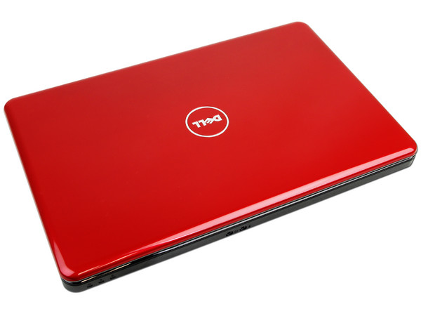 Laptop Dell Inspiron 15 (C15V16_250LA) Color Roja:
Procesador AMD V160 (2.40 GHz),
Memoria de 2GB DDR3, Disco Duro de 500GB,
Video Radeon HD 4250, Pantalla HD LED de 15.6