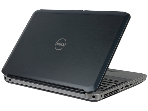 Laptop Dell Latitude E5530:
Procesador Intel  Core i5-3340M (hasta 3.4 GHz) 3era Generación,
Memoria de 4 GB DDR3, D. D. de 320GB,
Pantalla LED de 15.6