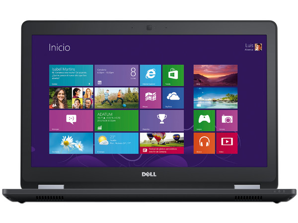 Laptop DELL Latitude E5570:
Procesador Intel Core i5 6300U (hasta 3.0 GHz),
Memoria de 4GB DDR3L,
Disco Duro de 500GB,
Pantalla de 15.6