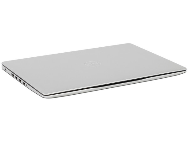 Laptop DELL Inspiron 15 3593:
Procesador Intel Core i5 1035G1 (hasta 3.60 GHz),
Memoria de 8GB DDR4,
SSD de 256GB,
Pantalla de 15.6
