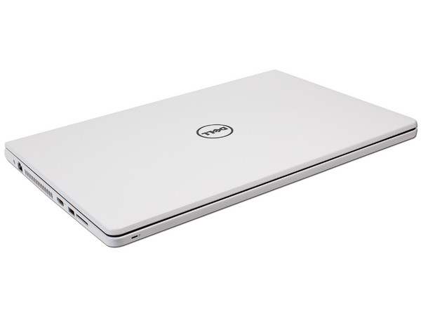 Laptop DELL Inspiron 15-5558:
Procesador Intel Core i3-4005U (1.7 GHz),
Memoria de 6 GB DDR3L, D. D. de 1 TB,
Pantalla LED de 15.6