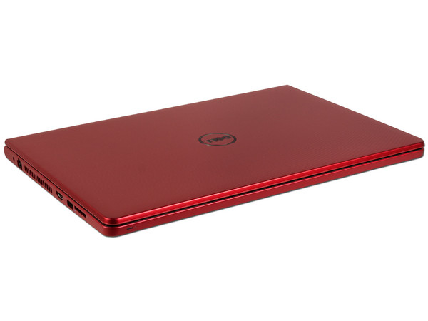 Laptop DELL Inspiron 15-5559:
Procesador Intel Core i5 6200U (hasta 2.8 GHz),
Memoria de 8GB DDR3L,
Disco Duro de 1TB,
Pantalla de 15.6