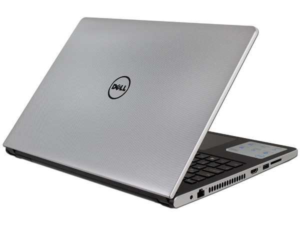 Laptop DELL Inspiron 15-5559:
Procesador Intel Core i7 6500U (hasta 3.1GHz),
Memoria de 8GB DDR3L,
Disco Duro de 1TB,
Pantalla de 15.6