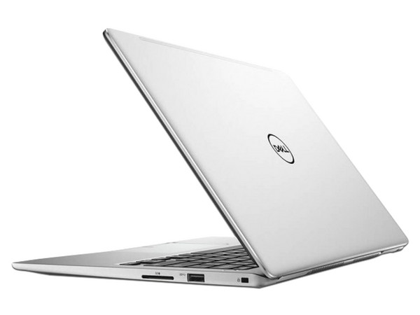 Laptop DELL Inspiron 13-7380:
Procesador Intel Core i7 8565U (hasta 4.60 GHz),
DDR4,
SSD de 512GB,
Pantalla de 13.3