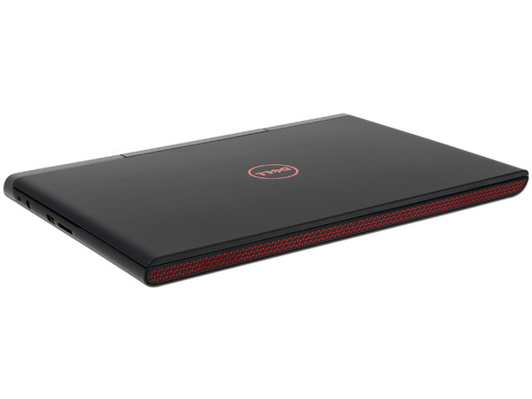 Laptop DELL Inspiron Gaming 15-7566:
Procesador Intel Core i7 6700HQ (hasta 3.50 GHz),
Memoria de 8GB DDR4,
Disco Duro de 1TB,
SSD de 256GB,
Pantalla de 15.6