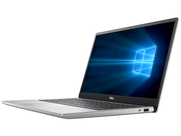 Laptop DELL Inspiron 13 5391:
Procesador Intel Core i7 10510U (hasta 4.90 MHz),
Memoria de 8GB LPDDR3,
SSD de 256GB,
Pantalla de 13.3